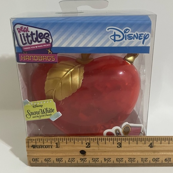 Disney Real Littles Handbags Snow White - Picture 6 of 6